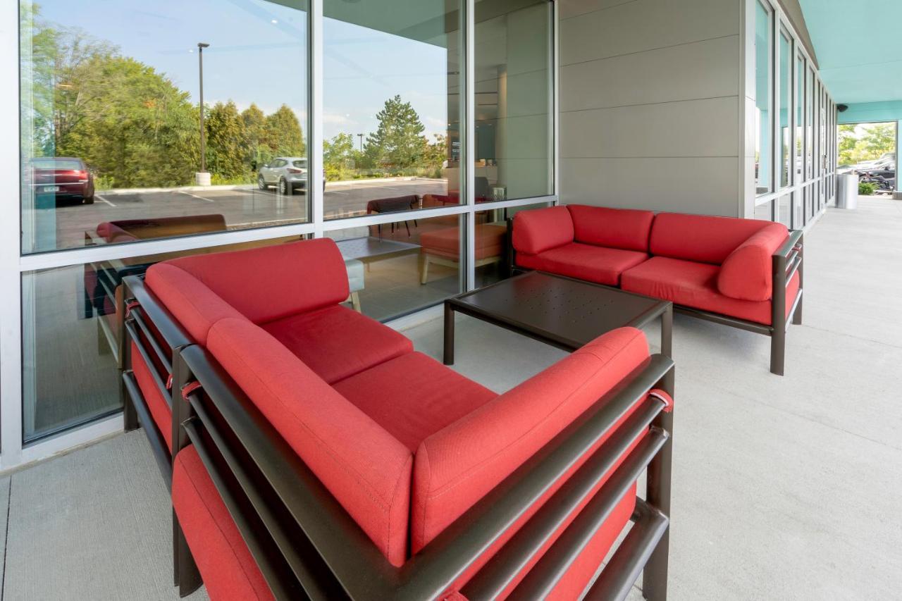 Avid Hotels Milwaukee West - Waukesha By Ihg Pewaukee Ngoại thất bức ảnh