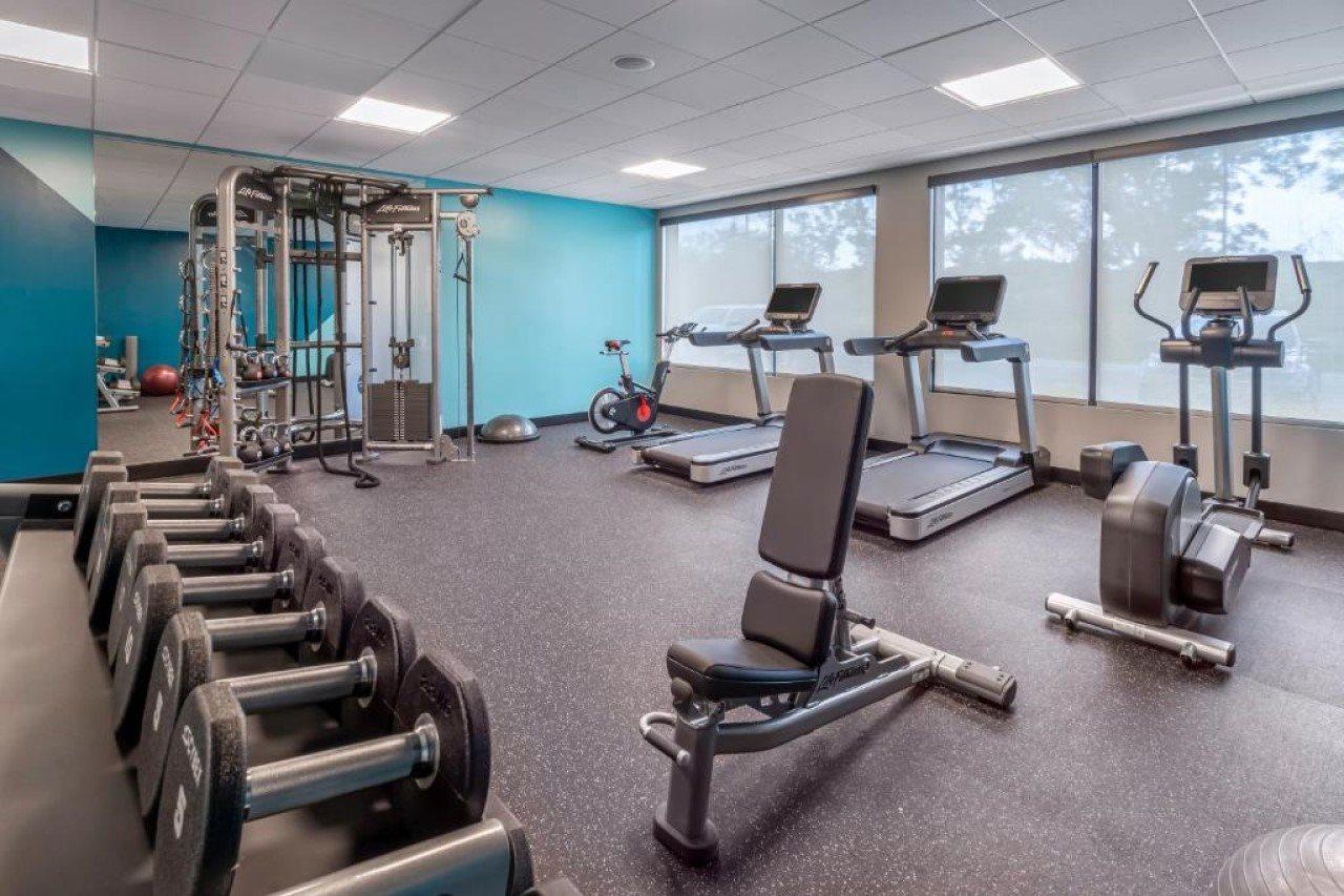 Avid Hotels Milwaukee West - Waukesha By Ihg Pewaukee Ngoại thất bức ảnh